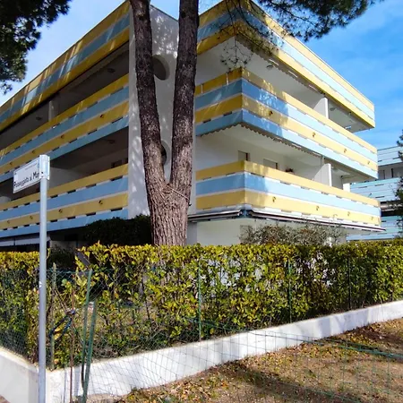 Apartment Bright Flat With Terrace Bibione