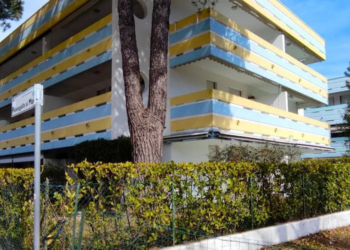 Apartment Bright Flat With Terrace Bibione